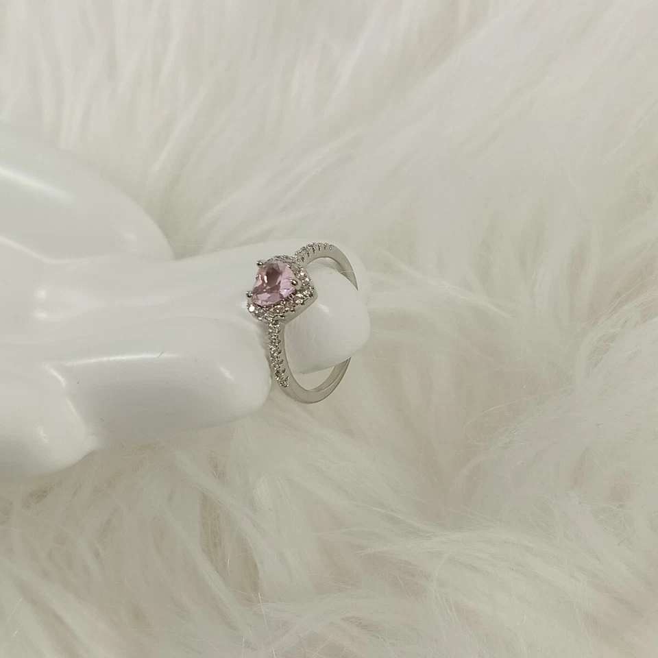 Anel feminino tamanho 7 em forma de coração cristal rosa ajustável folheado a latão - Imagem 3 de 4