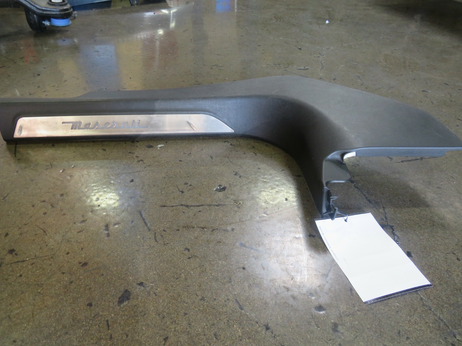 Maserati Levante, RH, Right, Kick Trim Panel, Used, P/N 670040373