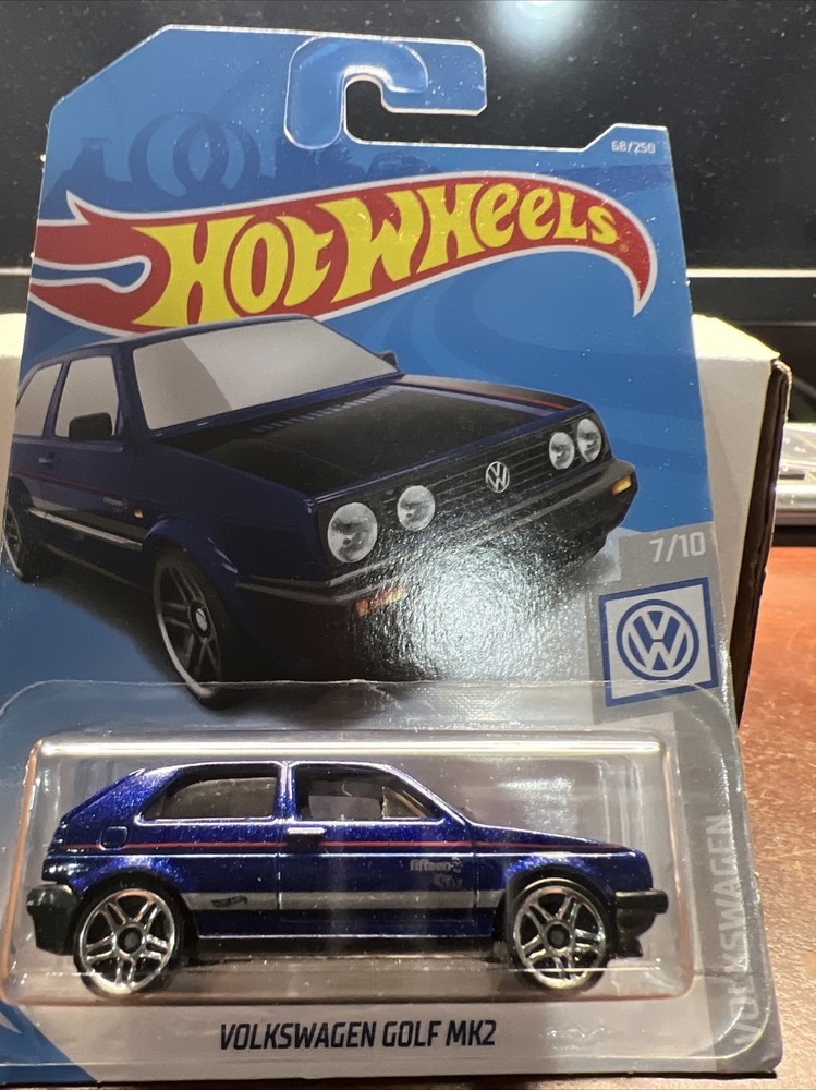 HOT WHEELS VOLKSWAGEN GOLF MK2