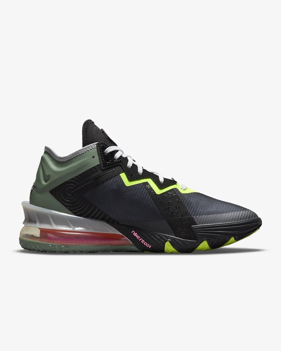Nike Lebron 18 Low Bugs vs Marvin Space Jam CV7562-005 SIZE 7. Box