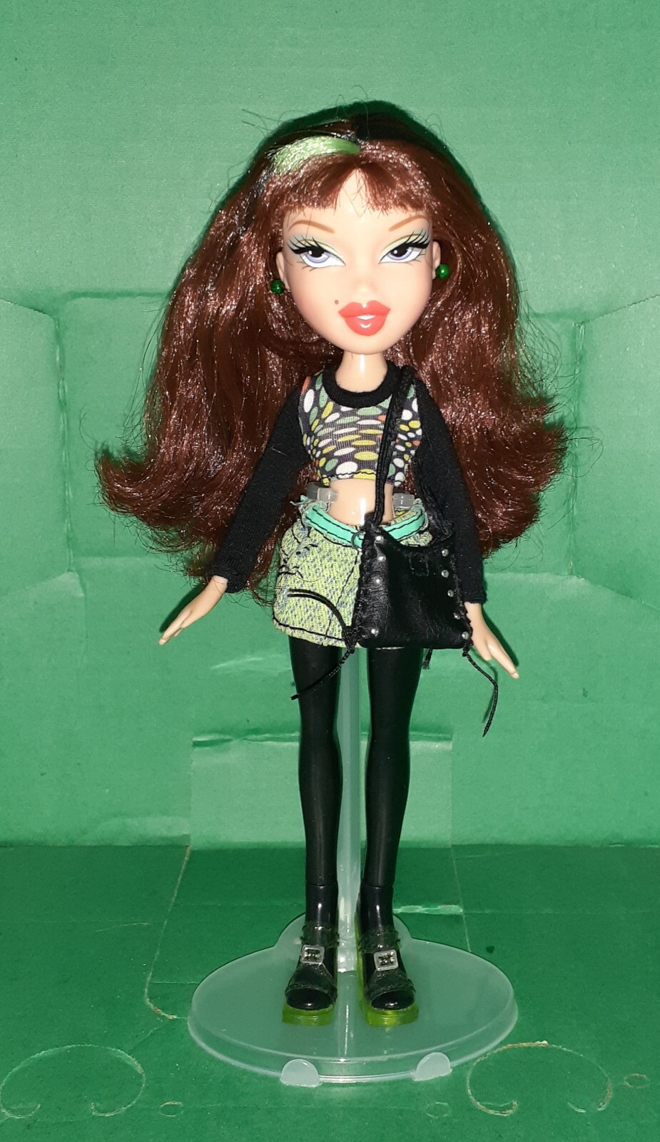 💕 Vintage Bratz Doll 💕 Phoebe 💕 Comes Fully Dressed + Stand 💕 See Pics