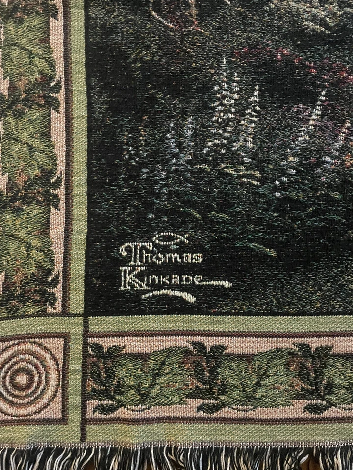 Manta de tapiz Thomas Kinkade “The Forest Chapel” 68”X42” hermoso estado Foto 4 de 4