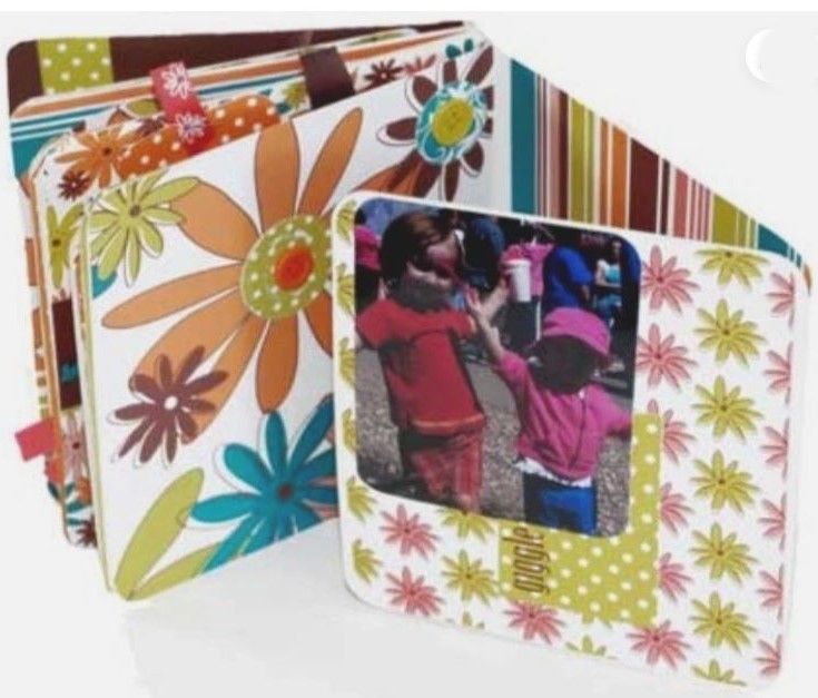 Piggy Tales Drawbridge Book 6 x 6 Interactive WHITE CHIPBOARD ALBUM Scrapbook