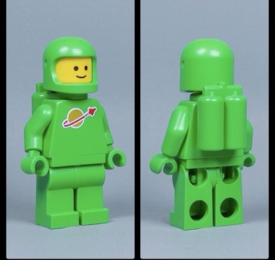 LEGO Classic Spaceman Bright Green With Free Suprise Tile Print