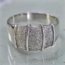 Size 8, vintage sterling silver handmade ribbed ring, glittering 925 wide band