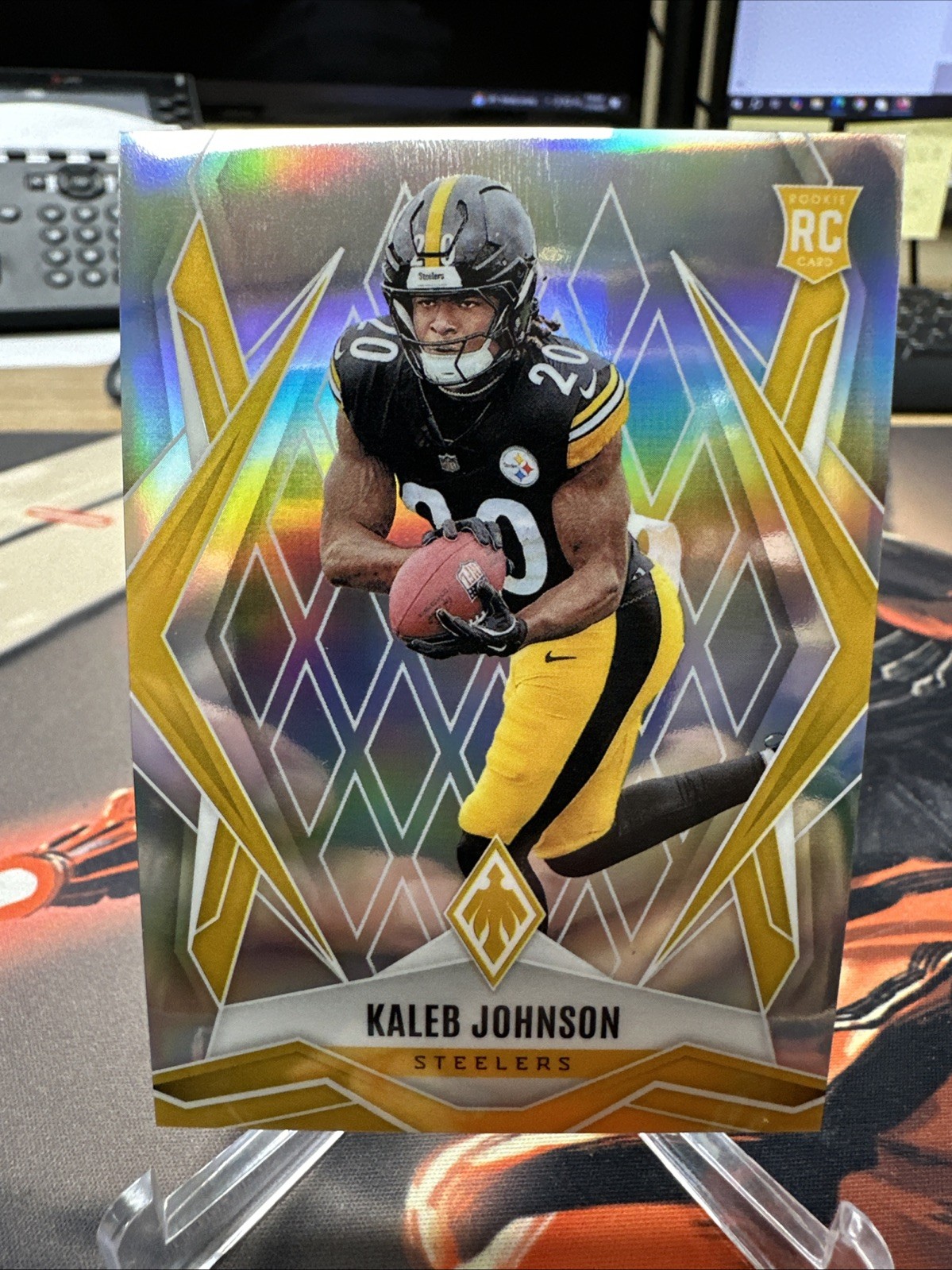 2025 Panini Phoenix Football Kaleb Johnson Rookie Silver Prizm #182