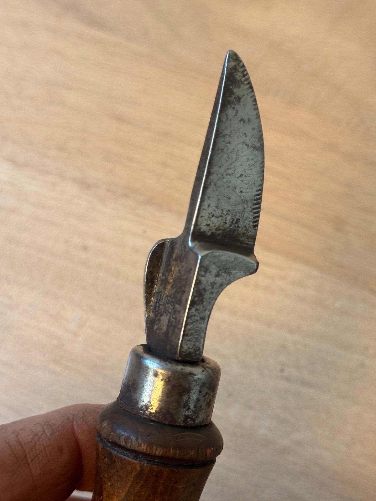 Vintage Brilliant c.1900 GUSS STAHL Germany Can / Tin Opener Kitchenalia Tools