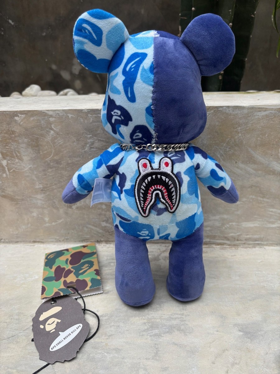 BAPE x BEARBRICK 400% Camo Plush Doll (with chain) - Pink / Blue