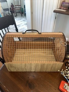 Vtg. Handmade Pet Carrier Great Condition See Picture for Condition