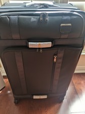 tumi merge short trip