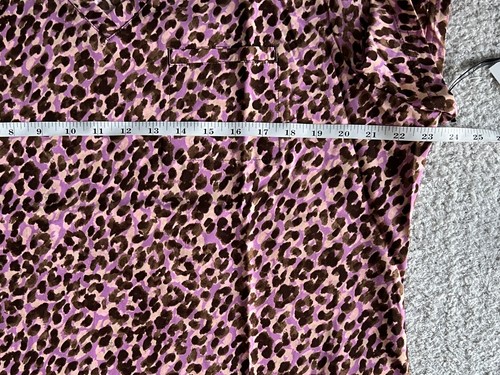 Koi Lite Scrub Top Women’s XL Purple Watercolor Animal Leopard Stretch Nursing - Picture 8 of 10