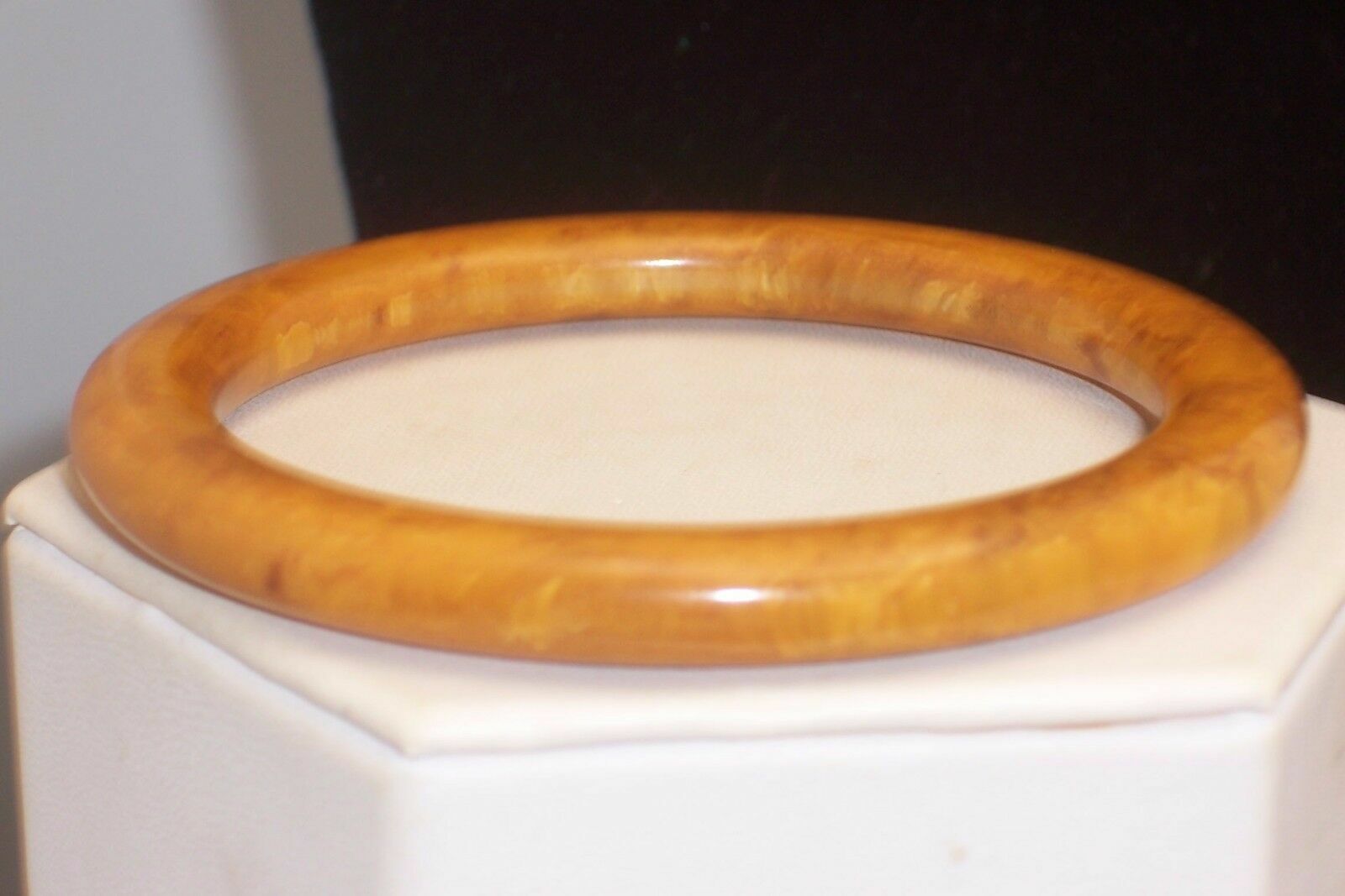 Vintage Rounded Mustard Yellow & Brown End of Day Bak… Gem