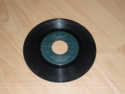 GENE VINCENT ROCKS AND THE BLUE CAPS ROLL Gene Vincent Rocks EP ROCK BEAT