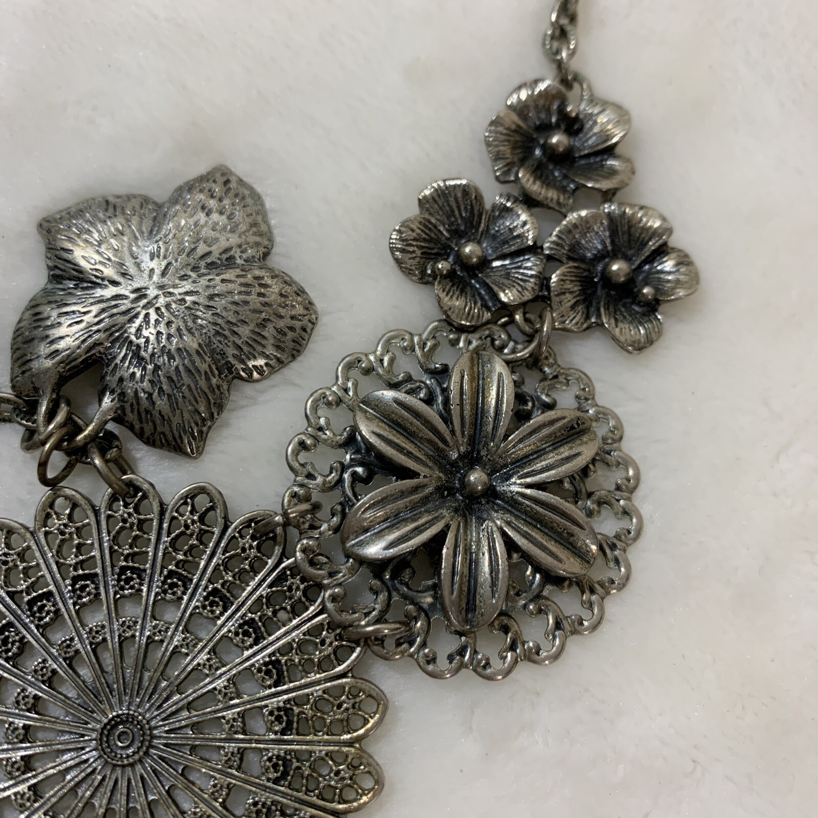 Botanical Premier Designs Statement Necklace Silv… - image 5