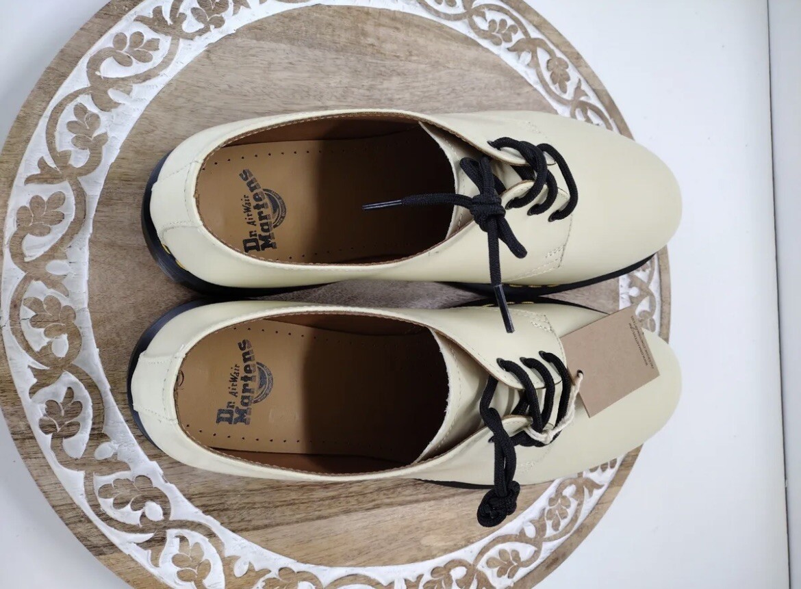 Dr. Martens 1461 Cream SMOOTH LEATHER OXFORD SHOES LA004 Men  display picture 2