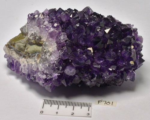 AMETHYST CRYSTAL CLUSTER , FROM URUGUAY P701 - Bild 6 von 6