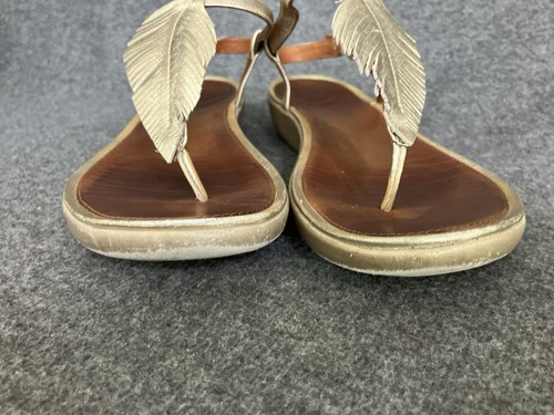 Fit Flop Tia Feather Women’s 9 Strappy Gold Shimmery Comfort Sandals Boho - Picture 7 of 14