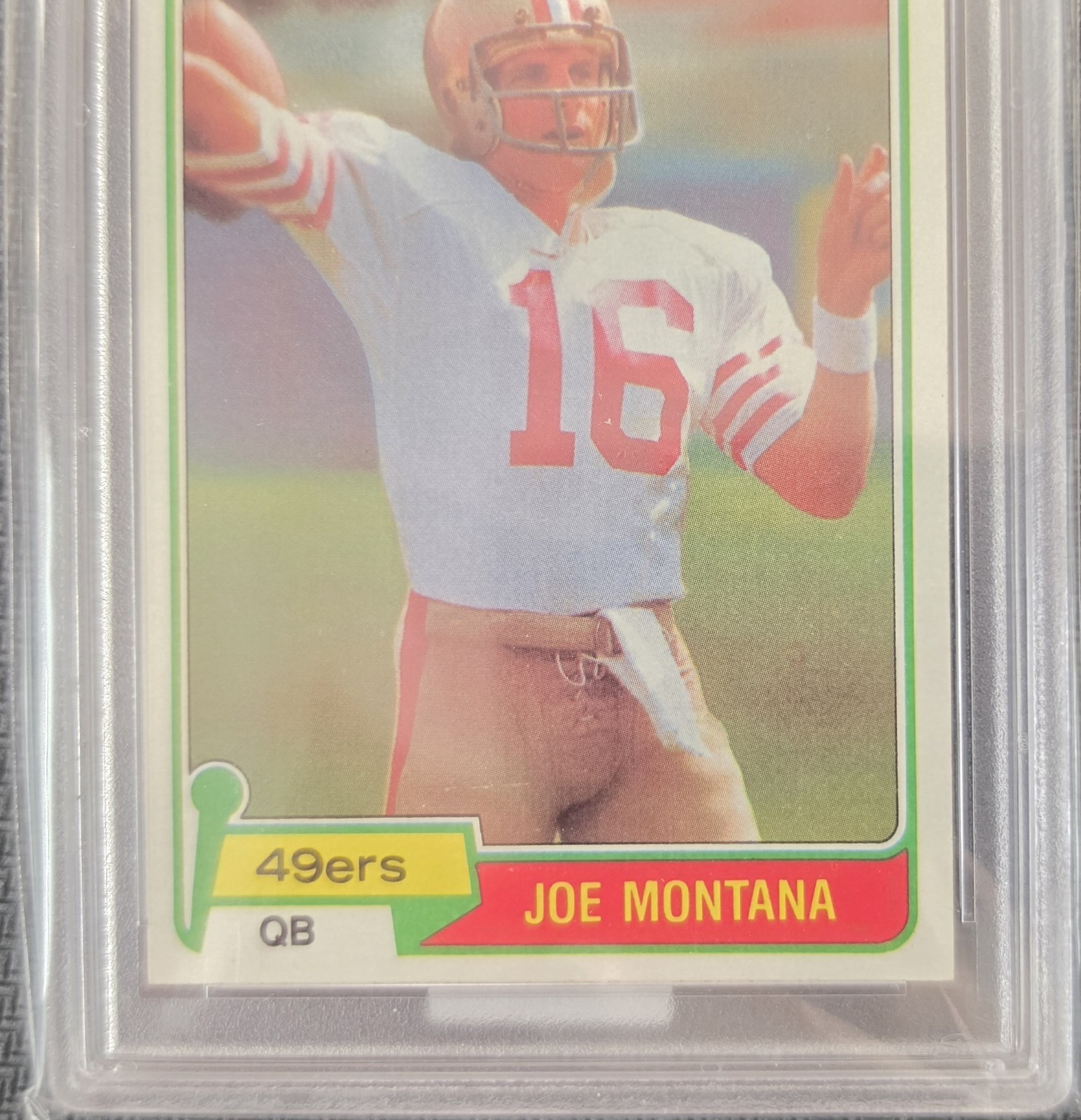1981 Topps Joe Montana #216 PSA 8 RC view 3