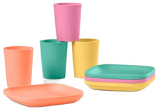 Tupperware - Children's Mini Party Set - 8 PC Set - Pastel Colors  New 