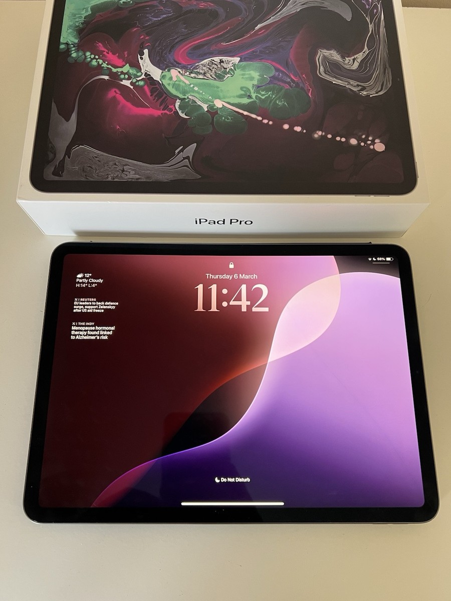 iPad Pro 11 第1世代 64GB Wi-Fi+Cellular Apple iPad Pro 11 with Liquid Retina Display and A12X Bionic