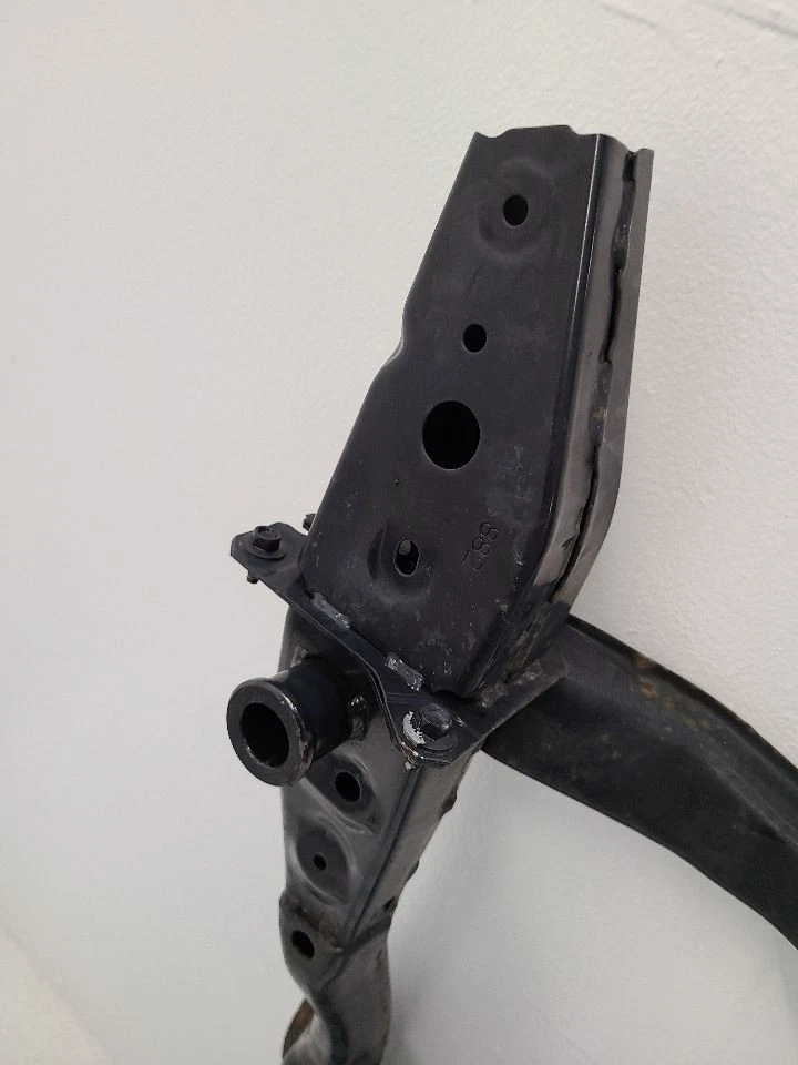 2013 - 2016 MAZDA CX-5 Crossmember/K-Frame Front  Foto 4 de 4