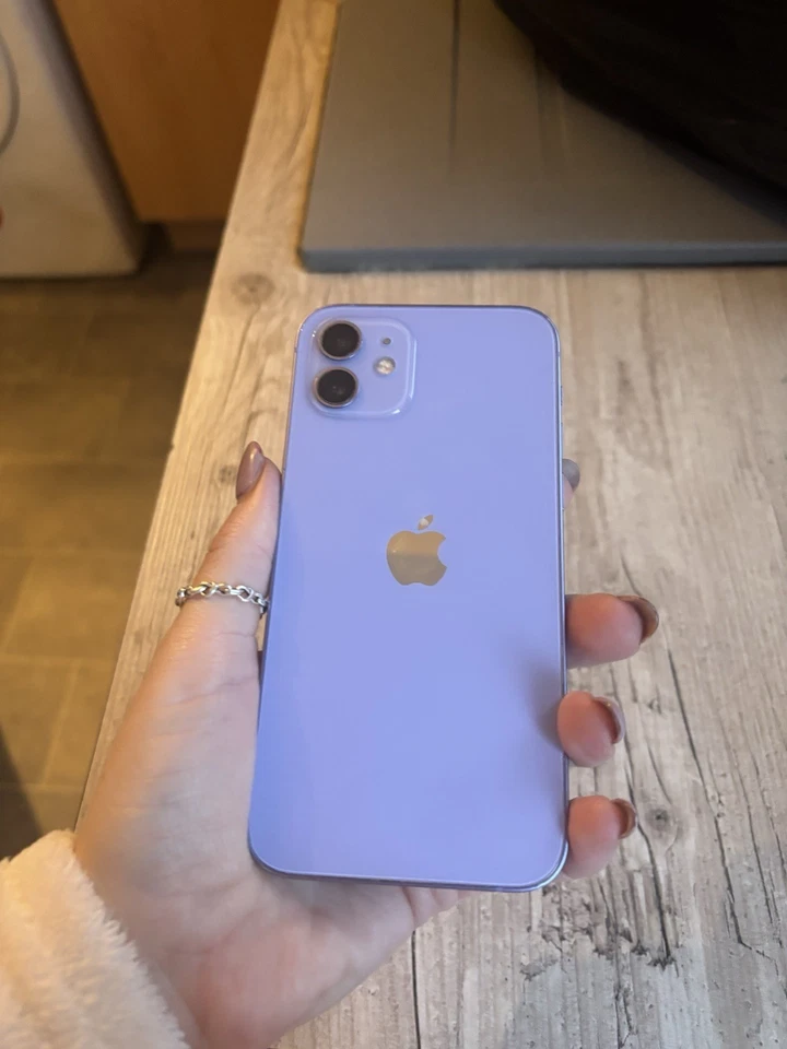 iPhone 12, photo 2 of 2