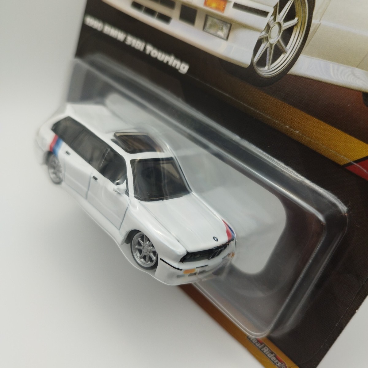 Hot Wheels Elite 64 BMW 318i E30 Touring 1990 - 1:64 - Blanche - Neuve