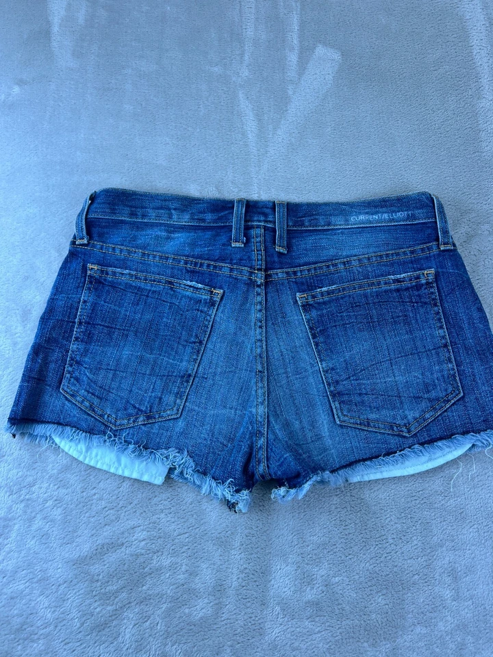 Current/Elliott The Boyfriend Short Hartley Lavagem Azul Tamanho 24 Fabricado nos EUA - Imagem 4 de 4
