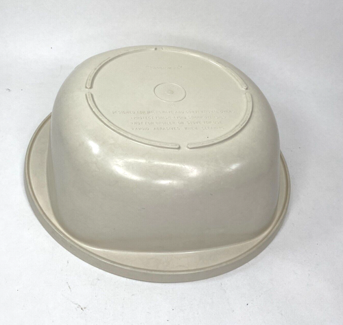 Tupperware Ultra 21 Round Casserole Dish 1545-2 W/Lids Microwave & Oven Safe - Picture 10 of 11