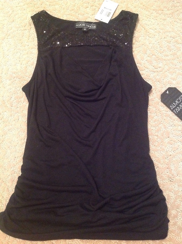 Top Paillettes Noir Almost Famous - Taille M - Occasion Très Bon état