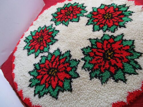 Finished Bucilla Latch Hook Hooked Tree Skirt Rug Poinsettia Christmas 39"W 1970 - Picture 2 of 12