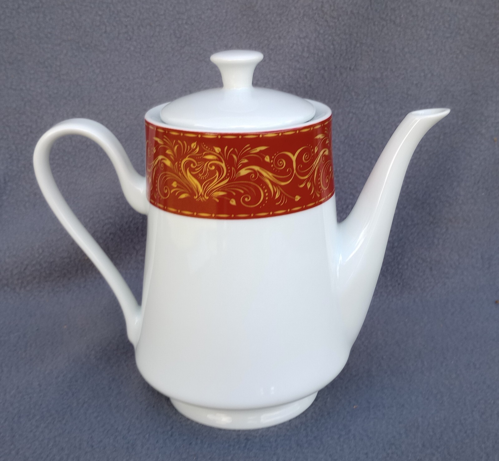Chris Madden by J. C. Penney - Chambour Red - Coffee Pot - 7 1/4" Tall