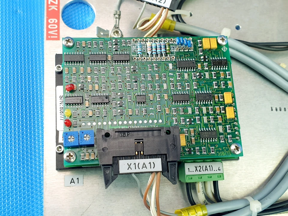 Carl Zeiss 608094-9041 -702 Netzteil mit Elmo SSA-8/100 Servo Verstärker Motor - Bild 3 von 4