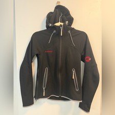 Mammut Children  s Unisex Black Hooded Zip Up Winter Jacket