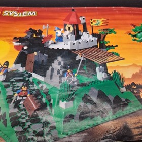 Vintage Lego 6082 Fire Breathing Fortress Instruction Manual