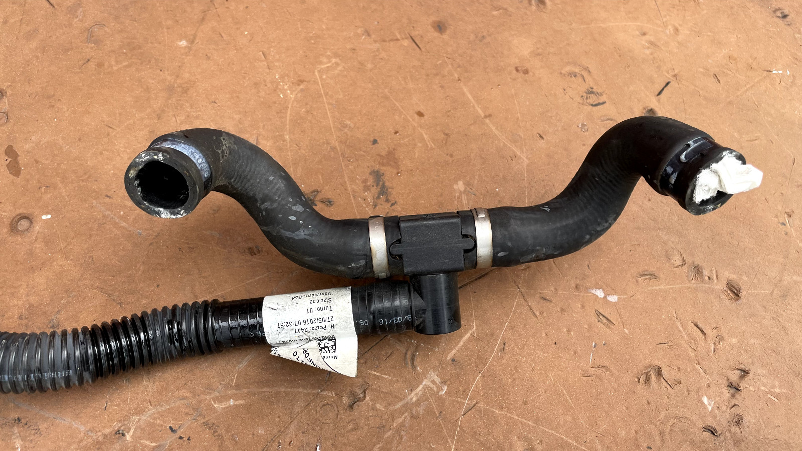 Ferrari 488 ENGINE SIDE SECONDARY AIR SYSTEM PIPE  316978 OEM used