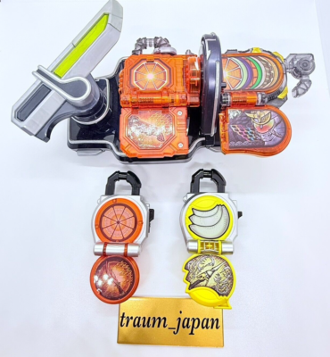 Kamen Rider Gaim DX Sengoku Driver & DX Kiwami Lock Seed Set