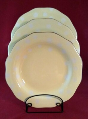 Paula Deen ''Dot Crazy'' 11'' 12 Sided Yellow w/White Polka dots Dinner Plate