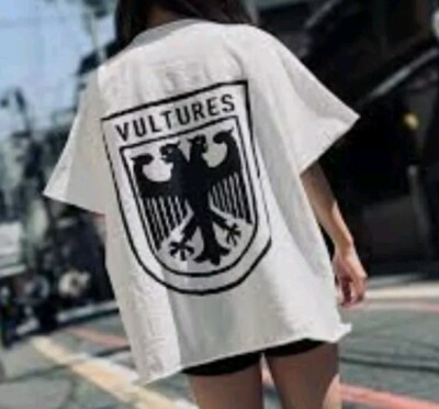 YEEZY Vultures Merch Kanye West Size 3 (L) Box Tee Shirt
