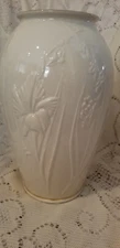 Lenox china masterpiece porcelain vase iris style 31253 #28457 10" approx.