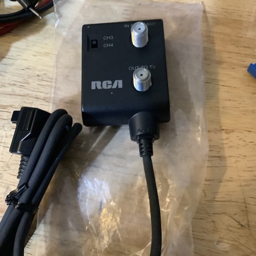 Adaptador de antena RCA Thomson CRF030 RCA CH3 CH4 8,8 V 50 mA entrada A/V - Imagen 2 de 4