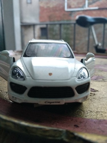 Porsche Cayenne Turbo S Made In China Rmz City - Foto 8 di 12