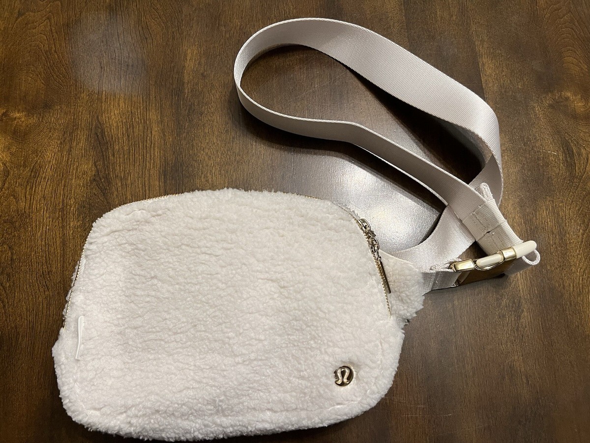 dupe for lululemon fanny pack The 5 best Lululemon Everywhere Belt Bag dupes available now