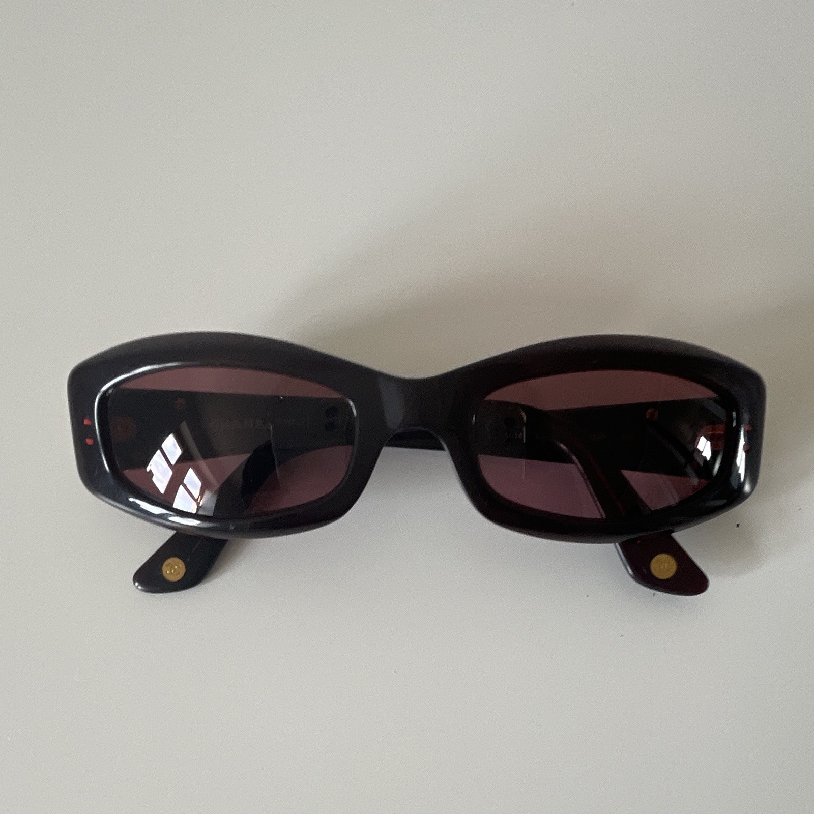 Vintage 1990’s CHANEL 5014 Sunglasses Rare Burgundy Frame Pink Tinted