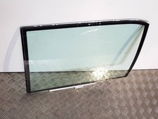 Mercedes-Benz S W140 1998 Hinten links Fenster Scheibe Tür hinten A1407302025 Mercedes-Benz S W140 1998 Hinten links Fenster Scheibe Tür hinten A1407302025