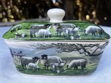 Gorgeous Country Sheep Butter Dish With Lid. MacNeil Studio. Super Condition. 