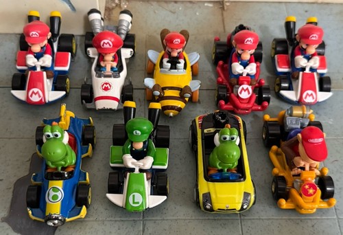 Hot Wheels Nintendo Super Mario Kart Die Cast Race Cars Mattel Lot Of 9 Yoshi