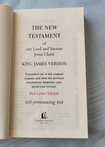 White Eyelet Covered Keepsake Baby Bible - Simply Charming KJV - Picture 3 of 4