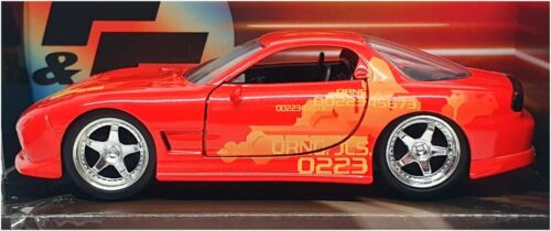 Jada 1/32 Scale 31442 - Fast & Furious Mazda RX-7 - Orange - Picture 2 of 5
