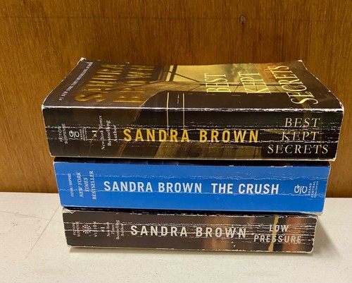 Lot of 3 Sandra Brown Suspense used paperback books - Picture 4 of 4